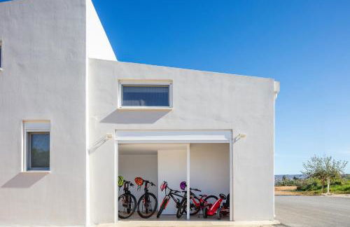 Solis Villa, with Heated Pool & 5 minutes to Beach, By ThinkVilla - Photo 19