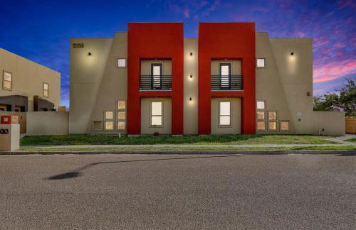 Relax & Enjoy In Our Spacious Townhome Getaway B - Foto 12