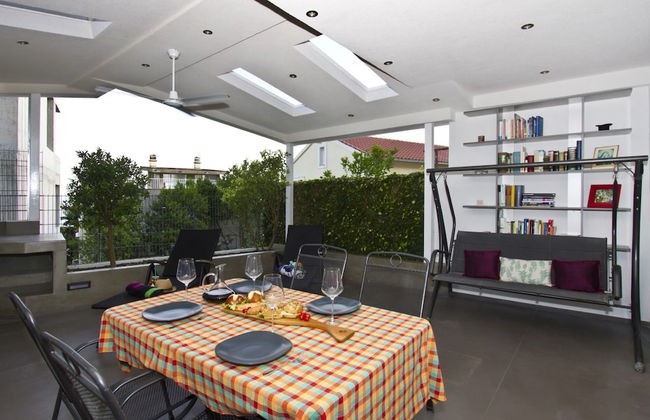 Luxury apt With Roofed Patio Near Beach & Center - Foto 14