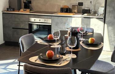 Nuovo bilocale con balcone panoramico e posto auto - Foto 8