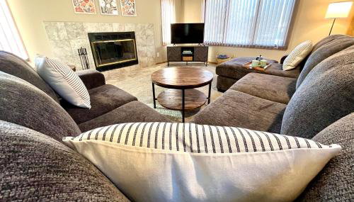 Valley View Home with Game Room, & Exclusive Beach & Pool Access - Foto 4