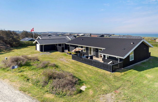 "Paul" - 100m from the sea - Photo 4