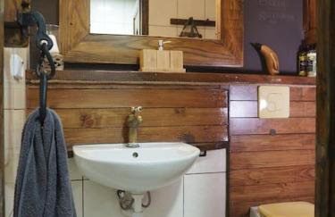 The Old Barn Luksusowa Stodoła z Całorocznym Jacuzzi Kominkiem i Widokiem na Wzgórza i Las dla 8-10 osób na Dolnym Śląsku min 2 noce - Foto 68