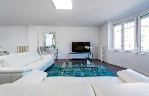 Suites Mana - Le Manaloft, Chic et moderne avec salle privée de Fitness en plein centre-ville de Rethel - Foto 13