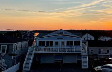 Oceanfront Penthouse with Family & Friends - Foto 33