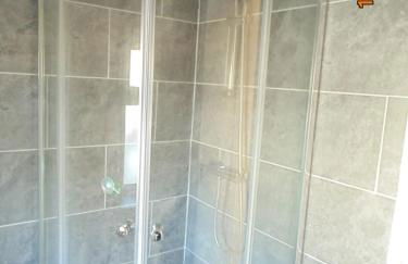 Two beautiful double bedroom Tulip apartment - Foto 28