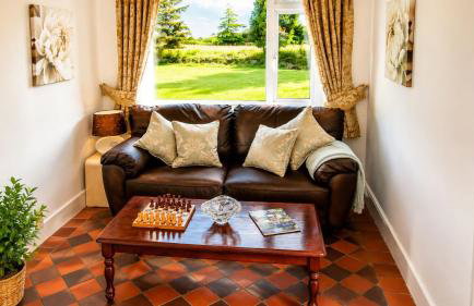 Arden Hill Farmhouse - Hot Tub, Snooker Table, Sleeps 16 - Foto 8