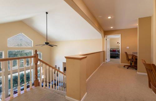 Epic View A Luxury House on a Hill River 10 min - Foto 28