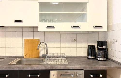 Gemütliche Unterkünfte für längeren Aufenthalt und Monteure inkl Balkon, Waschmaschine, WiFi, Küche und Parkplatz - Foto 8