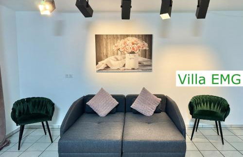 Ferienhaus Villa EMG Gelsenkirchen nah Essen Dortmund mit Pool und Garten für Familien Gruppen bis 21 Personen - Foto 27