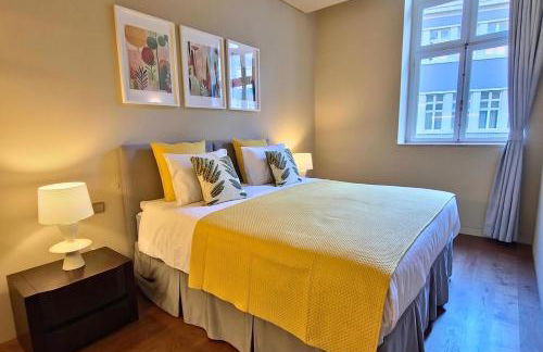 Gary01 Exclusive Top Floor 2BD by the Timeout Market - Photo 53