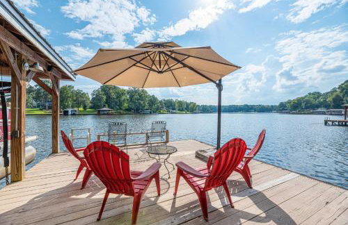 Lakefront Retreat with Deep Water and Great Views! - Foto 1