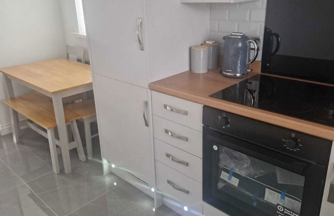 Captivating 2-bed Apartment in Tenby - Foto 8