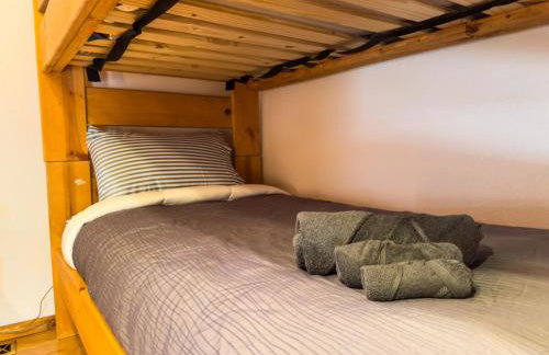 The Carriage House Walk to River Lake In Town - Foto 20