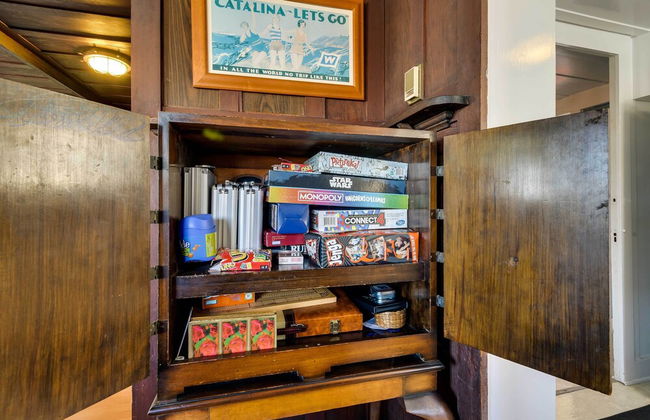 Charming Catalina Gem w/ Deck: Walk to the Beach - Foto 7