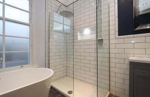 Dollar Apartments-41 Bridge Street - Photo 41