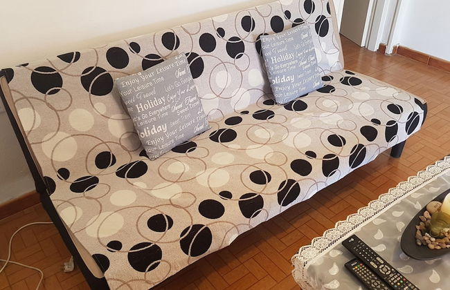 George Apartments by the Sea and Airport - Foto 11