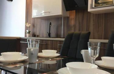 Apartments DeLuxe Center NOWY ŚWIAT - Photo 1