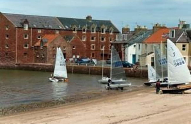 Harbourside Cottage - Foto 10