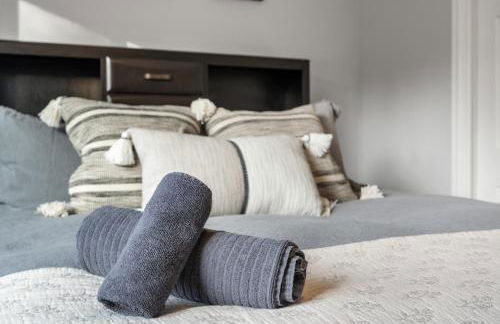 Cozy A-Frame Retreat - Hot Tub, Forest Views - Photo 38