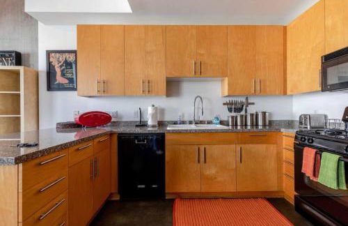 Modern Loft, Quiet, WiFi, Cable, Parking - Foto 11