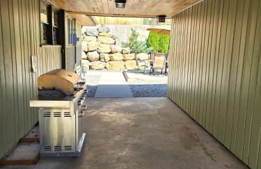 Theatrical Escape South Hill Home near Downtown - Foto 39