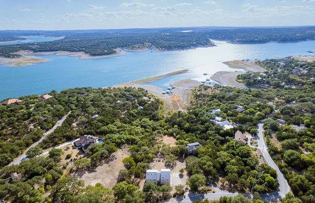 Lavish Lake Getaway - Foto 42