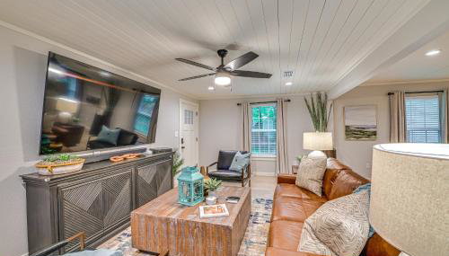 Hot Tub! Family Haven 3 Mi to Lake Ray Roberts - Foto 5