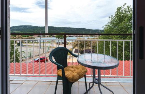 Three-Bedroom Apartment In Bilice - Foto 7