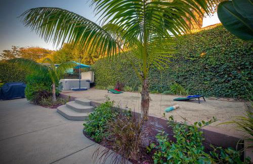 Luxury 3-Bed Beach Cottage with Hot Tub, Fire Pit, BBQ - Walk To Beach - Foto 7