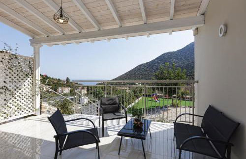 Family Villa Basilicata Gloria with Private Heated Pool, BBQ & Kid's Play Area - Foto 37