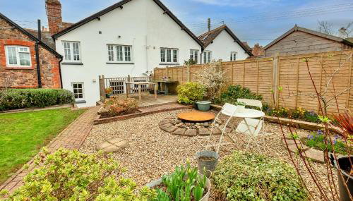 Finest Retreats - 3 Elm Cottage - Foto 3, Garden, Garden view