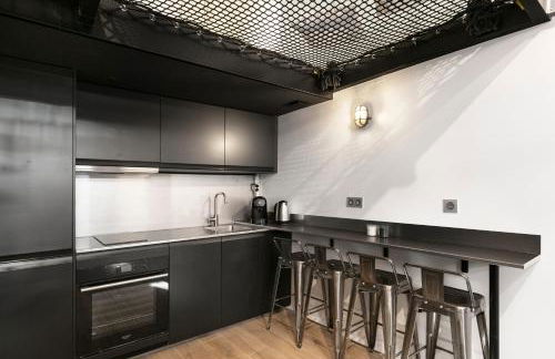 Loft Industriel avec Terrasse et Filet Suspendu à Nice Cimiez - Foto 4