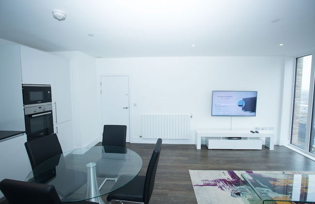 High view 2 Bedroom apt - Woolwich - Photo 18