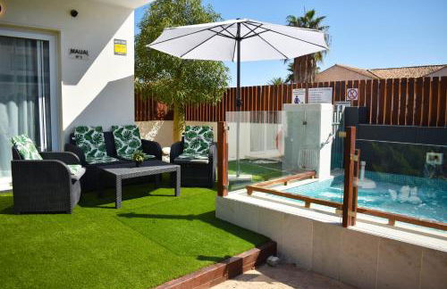 APART TURISTICOS MARINE REST LA MANGA MAR MENOR piscinas privadas - Foto 21