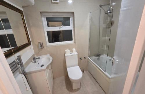HARU RESIDENCE, Close to Tower Bridge, 6 bed House can sleep up to 16 peo - Foto 32