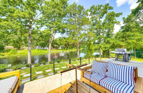A-Frame Cabin with Deck Near Cedar Creek Lake - Foto 2