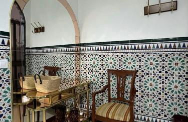 Casa amplia a un paso de Sevilla - Photo 1