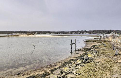 Coastal Waterford Getaway, Steps to the Water! - Foto 21