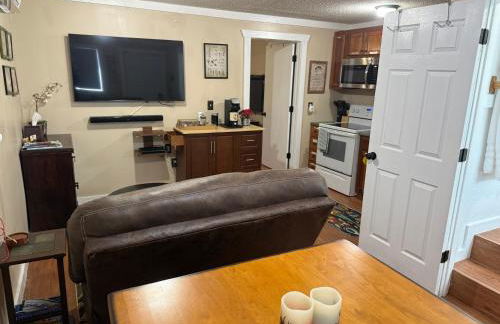 The Fishing Hole #4 Near Town - Foto 1