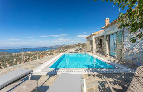 IRIS, Luxury Stone Villa in Stoupa with Private Infinity Pool, BBQ and Amazing Sea View - Foto 27