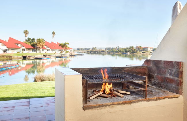 First Group Port Owen Marina - Foto 66