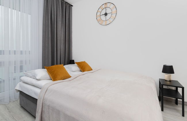 Minimalist Studio in Warsaw by Renters - Foto 4