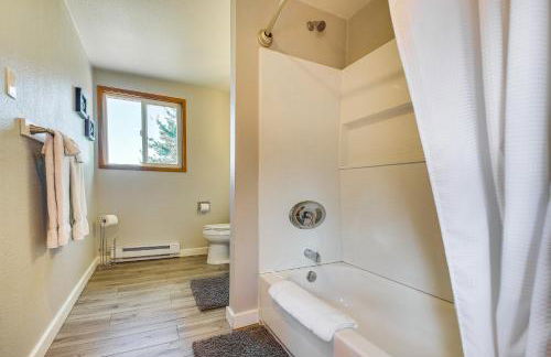 Ocean-View Oregon Coast Vacation Rental with Deck - Foto 18