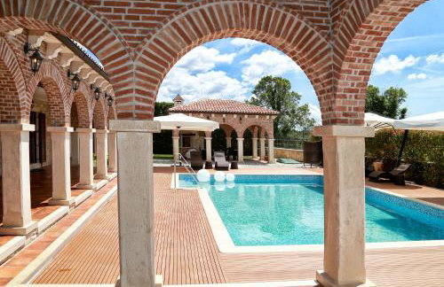 Villa Carolus-Luxurious Istrian Villa - Photo 9