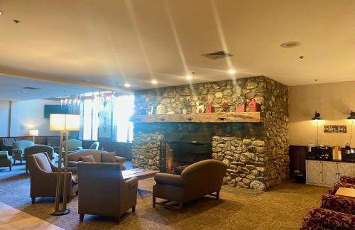 Cozy Ski in out Cabin in Berkshire Resort - Foto 9