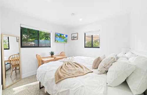 Lakefront Villa with Heated Pool Kayaks and Outdoor Fun - Foto 17