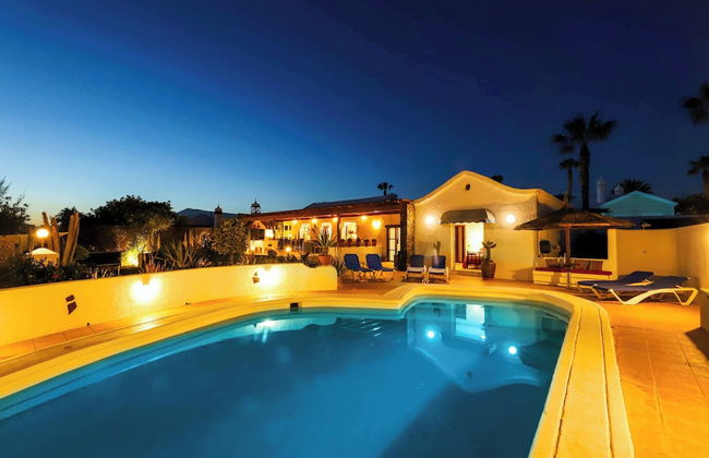 Villa Dos Piedras - Photo 22