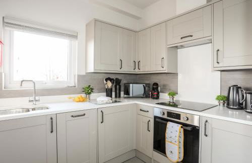 Hilltop Lodge - Photo 10