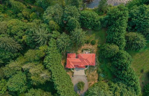 Riverside Bliss Cozy Beds, Fireplace and Gbit WiFi - Foto 2